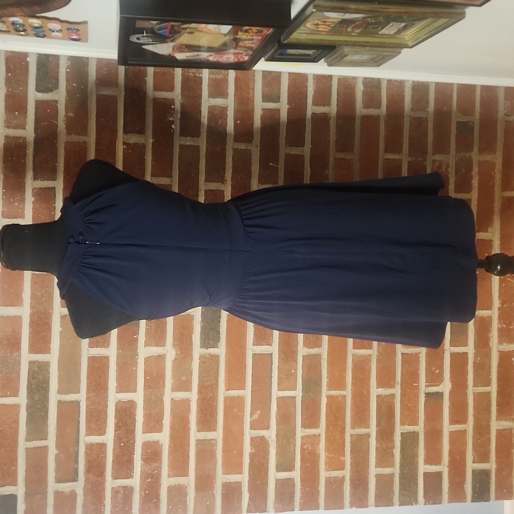 Banana Republic halter dress, size 2 - Picture 4 of 6